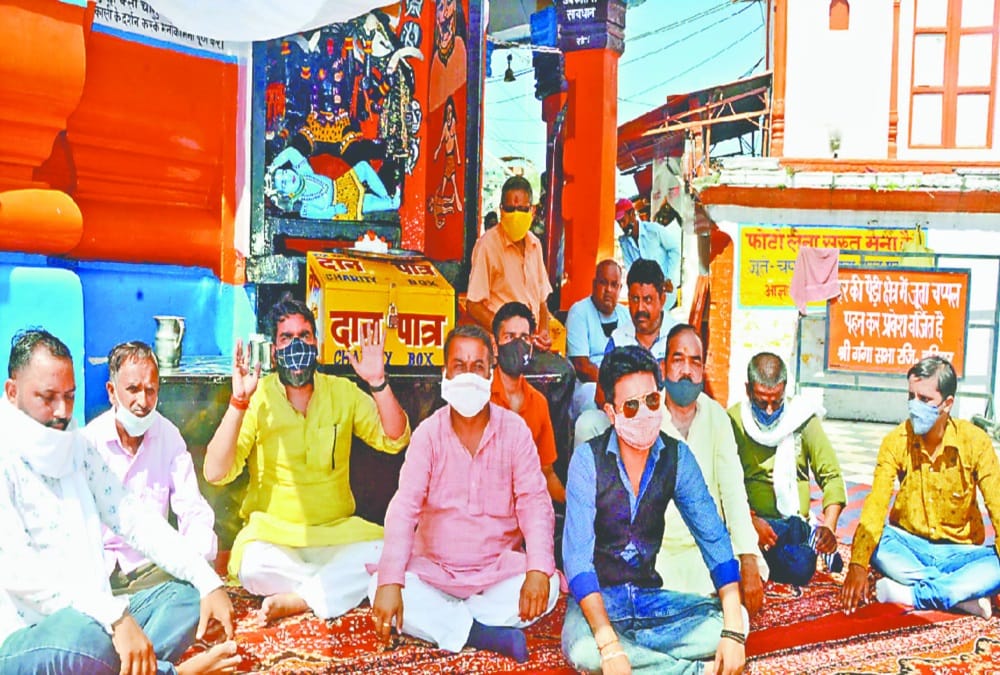Haridwar news : Tirth Purohit Protests Continue against scap channel