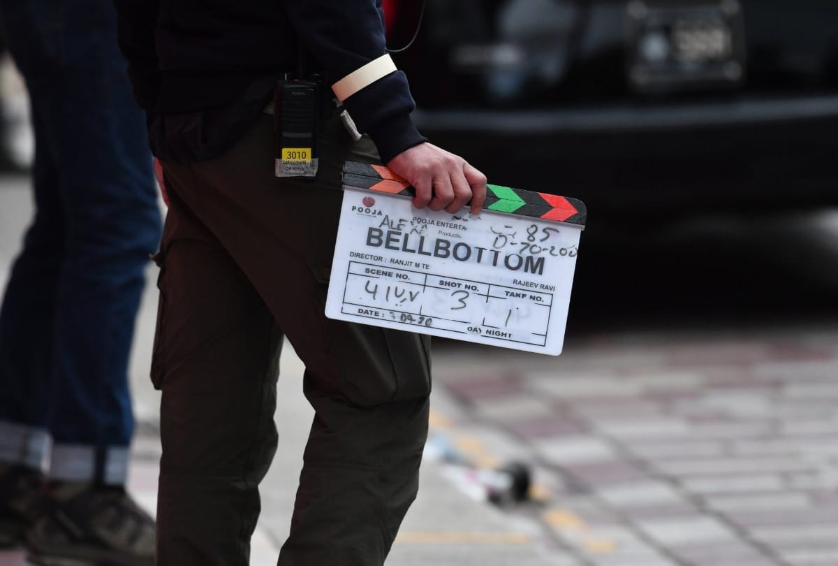 Bell Bottom from shooting set Akshay kumar shoot double shift first time in 18 years