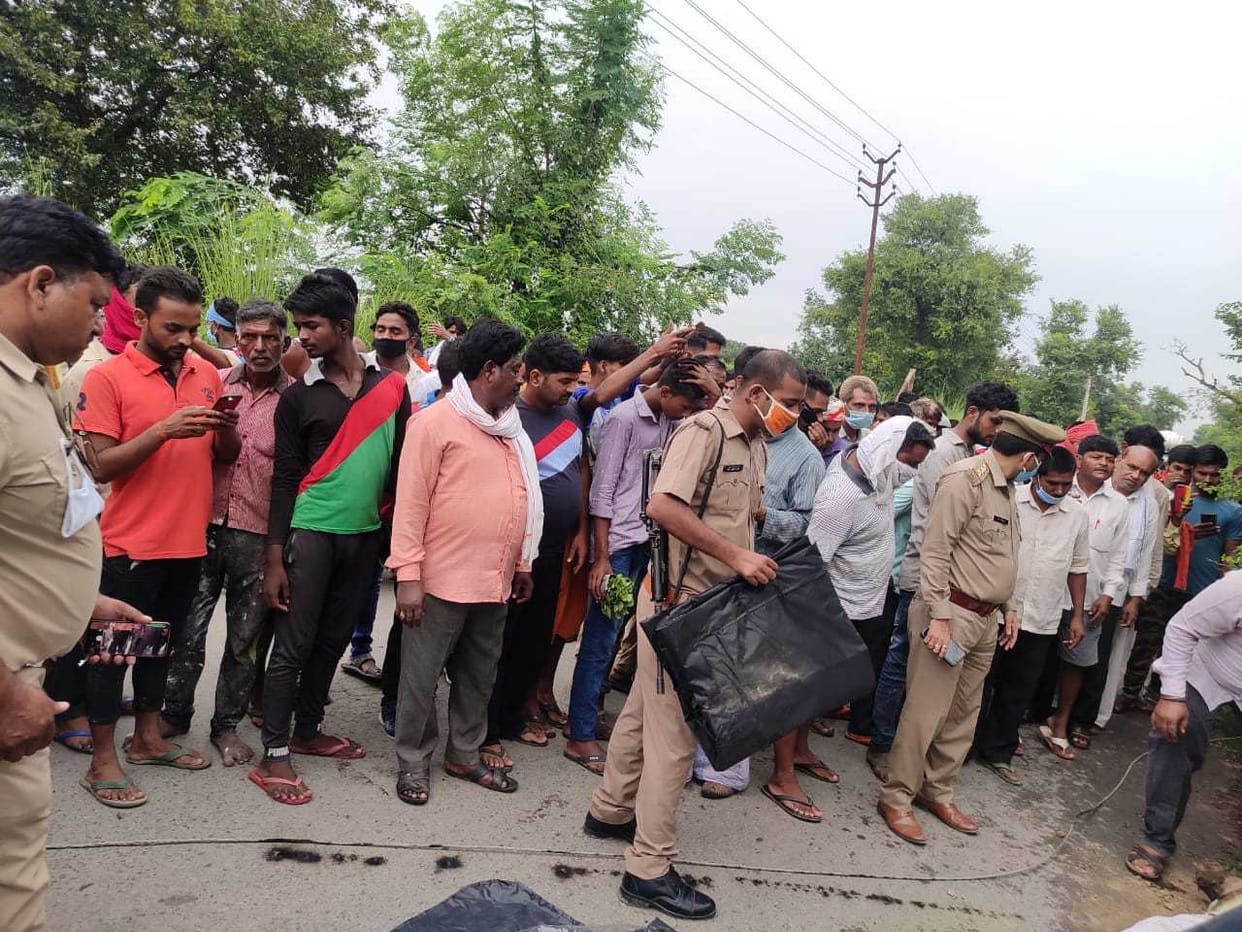 Two including woman died due to fall of high tension wire
