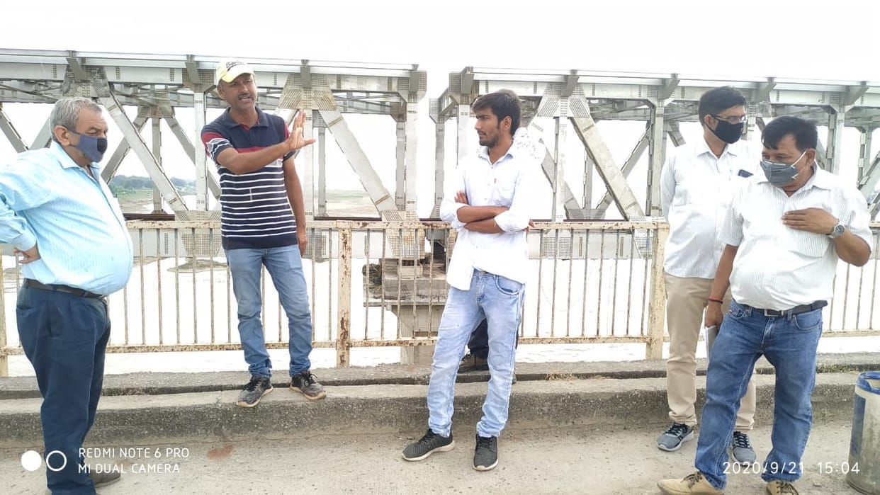 Now we have to wait for movement on Hameed bridge
