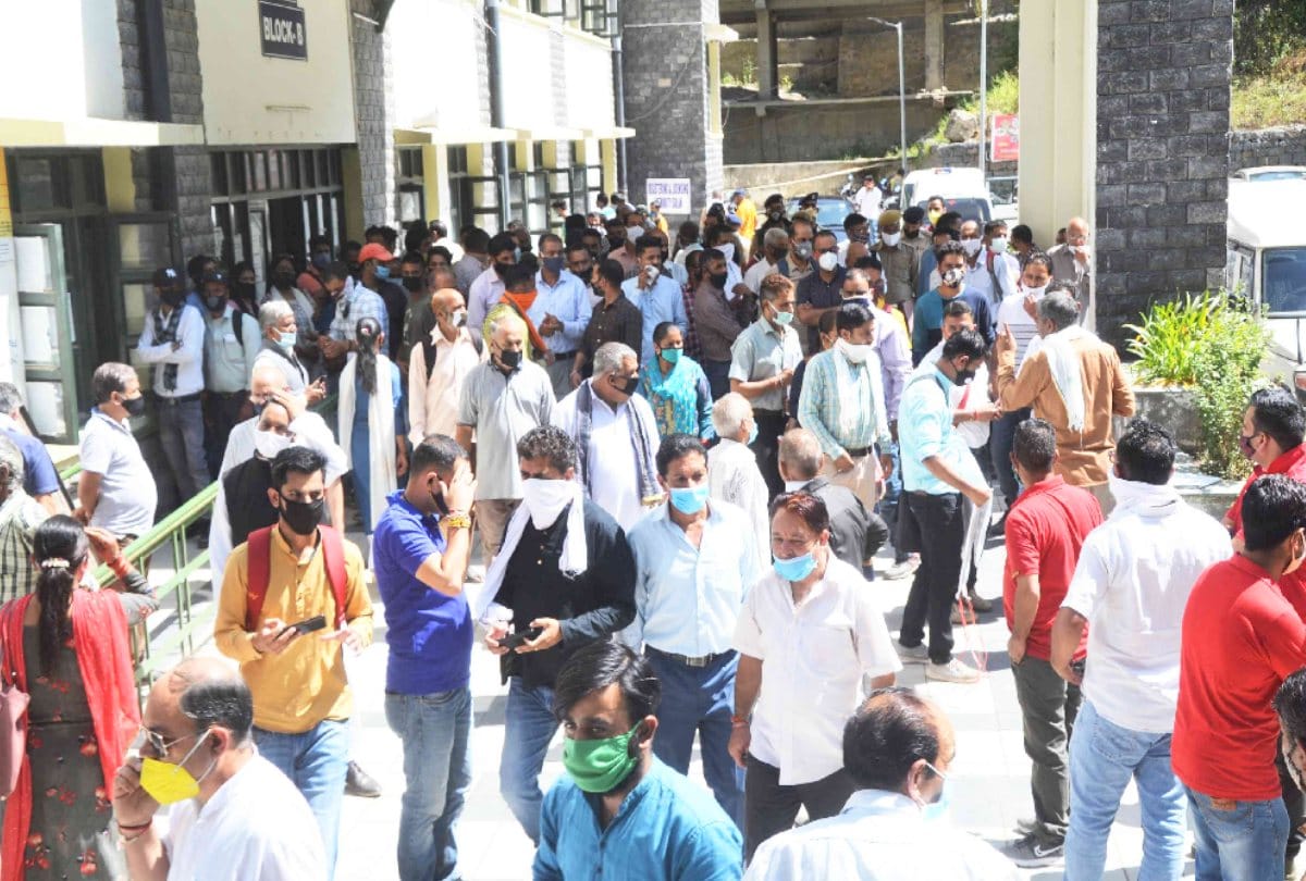 People came out against the creation of new municipal corporation in Himachal