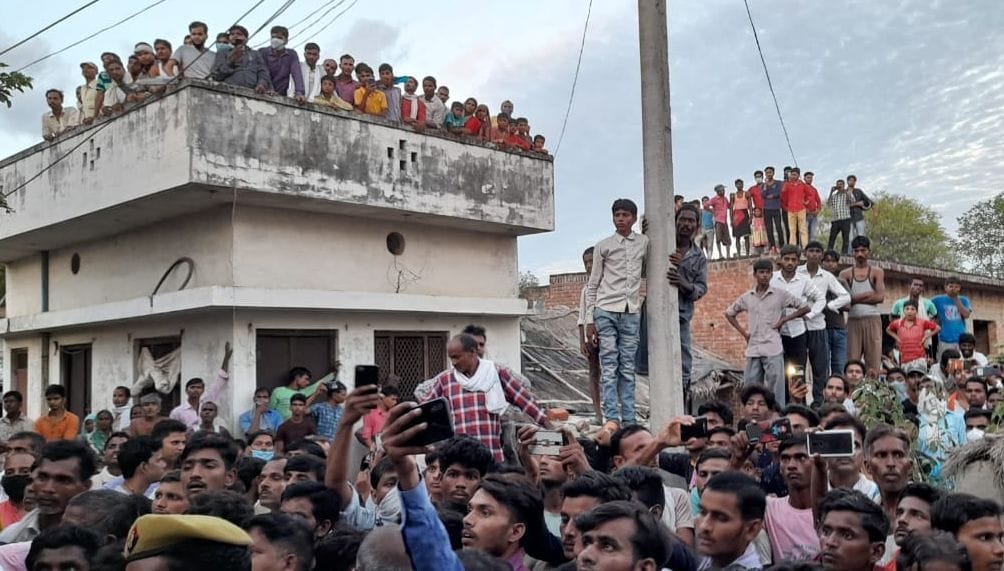CRPF person dead body reached to hardoi