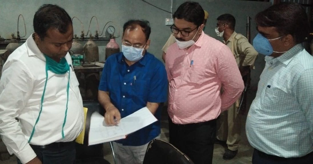 Aligarh: fake medical oxygen plant caught in Kasimpur