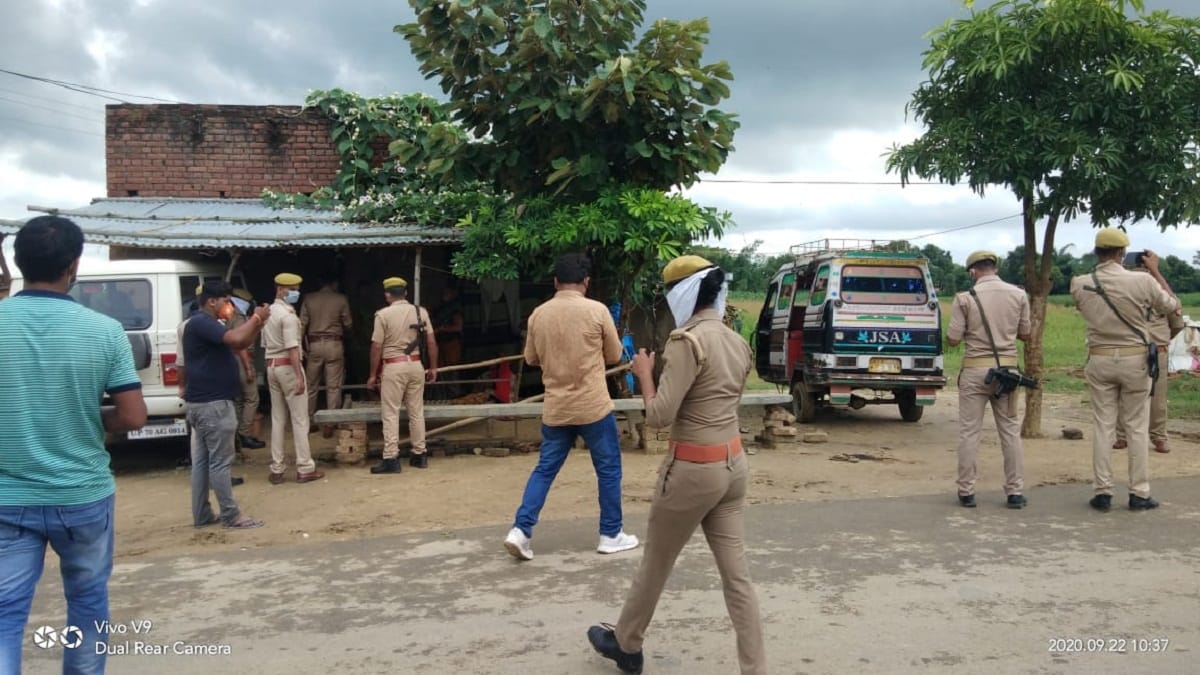 one died and many injured in clash between two sides for barren land dispute