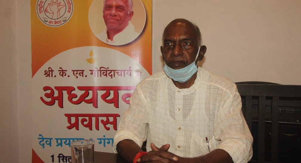 Former RSS thinker KN Govindacharya in Varanasi