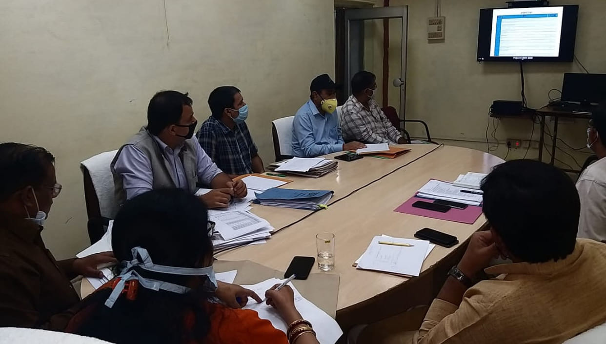 Troubled roads and jam problems in the district