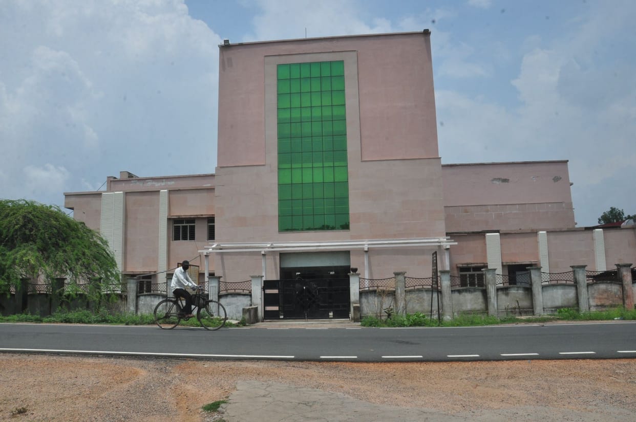 500 bed hospital