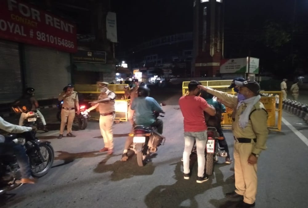 Dehradun jeweller Firing And Loot case: Police eight team investigate 200 cctv Camera