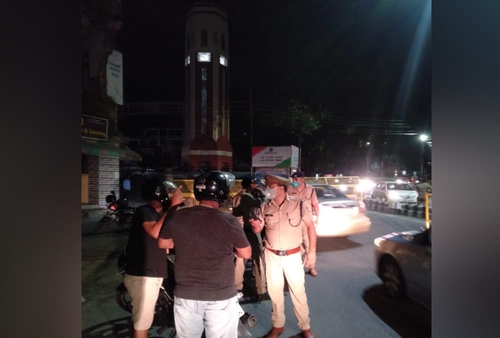 Dehradun jewelers firing and loot case: police gone to  western UP and Delhi for accused Search