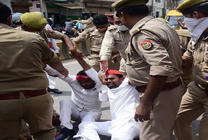 In prayagraj 11 Samajwadi Party workers arrested for taking out processions without permission, sent to jail