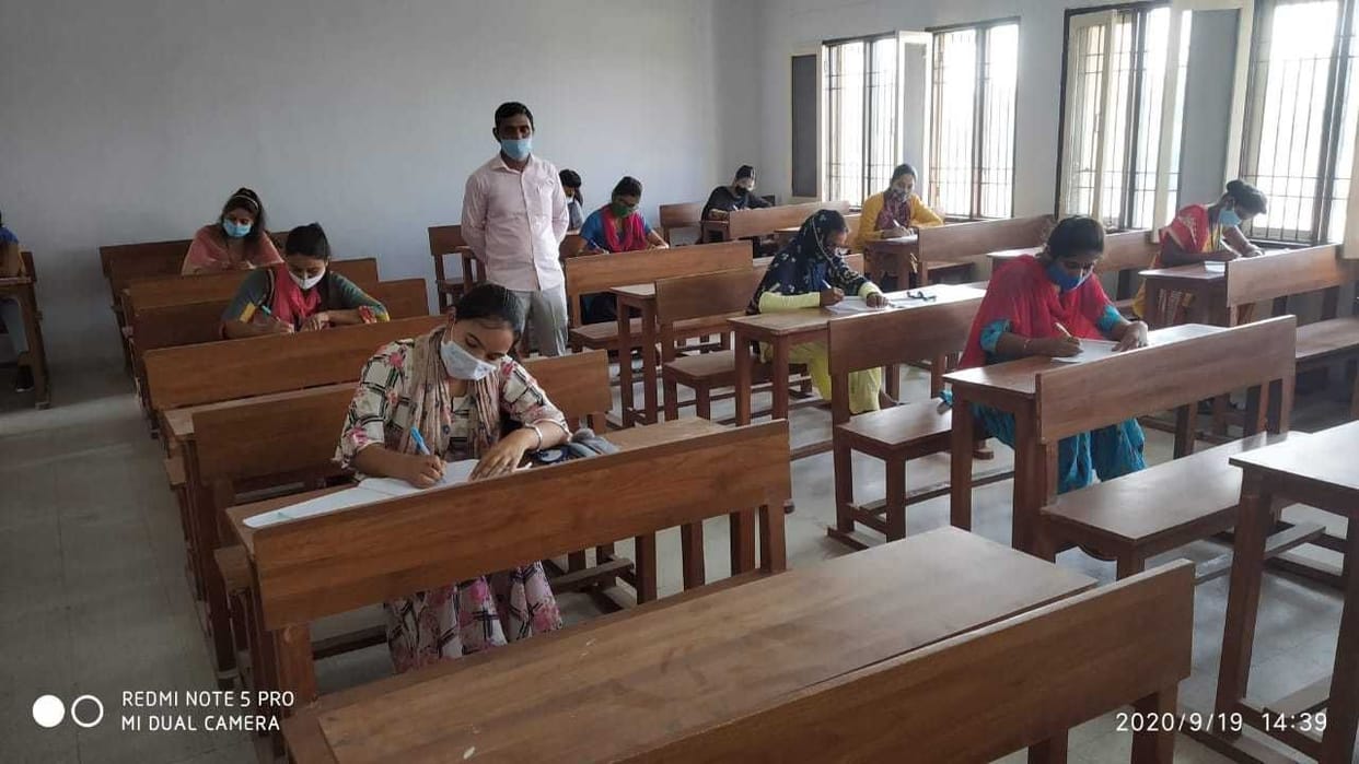 27 students have given practical examination in government college, from today in national college