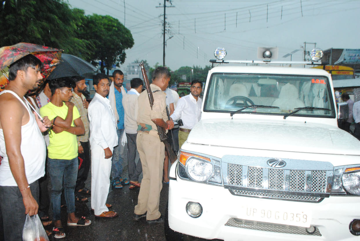 Bundelkhand Development Board Vice President and Naraini SDM's vehicles collided