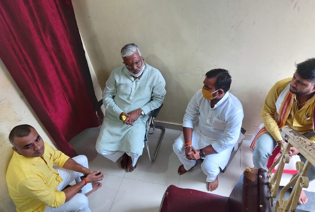BJP state president Swatantra Dev Singh participated in coordination meeting at gorakhpur circuit house