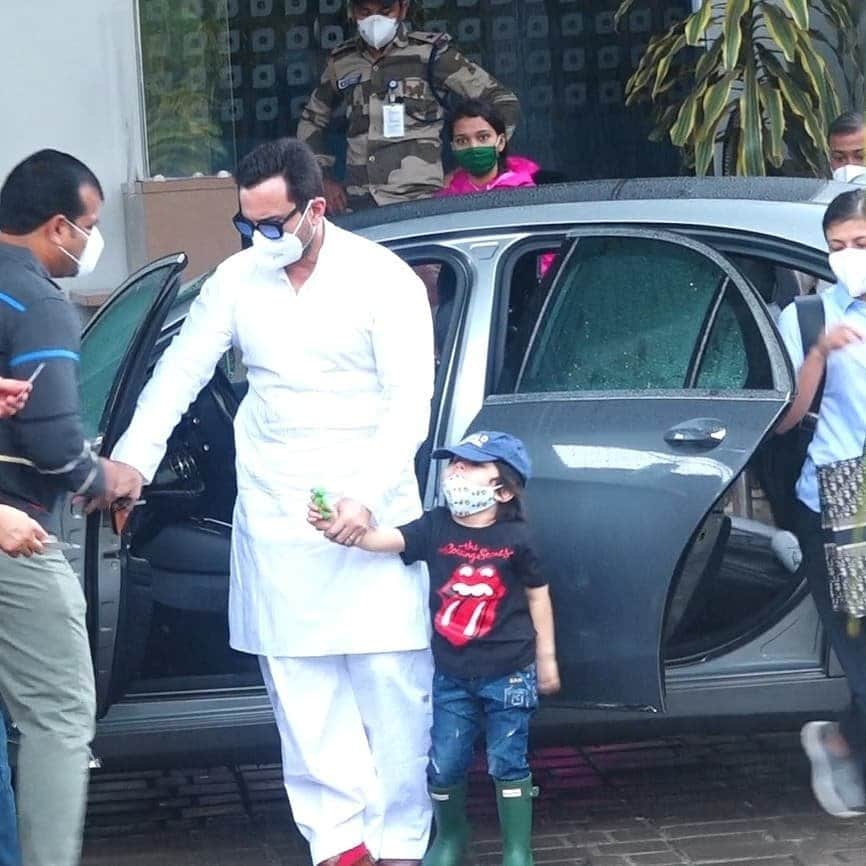 Kareena Kapoor Khan has left Mumbai for in laws home The Pataudi Palace will celebrate her wedding anniversary