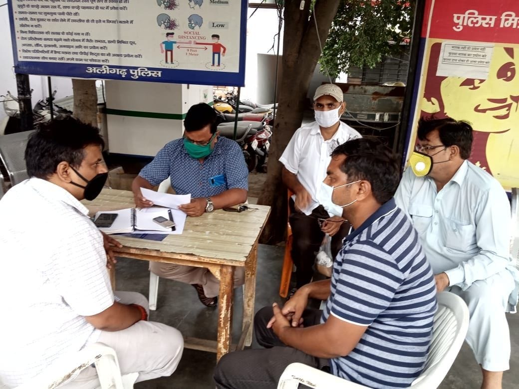 Aligarh: Pushed with power department team, abuses Galigalouz