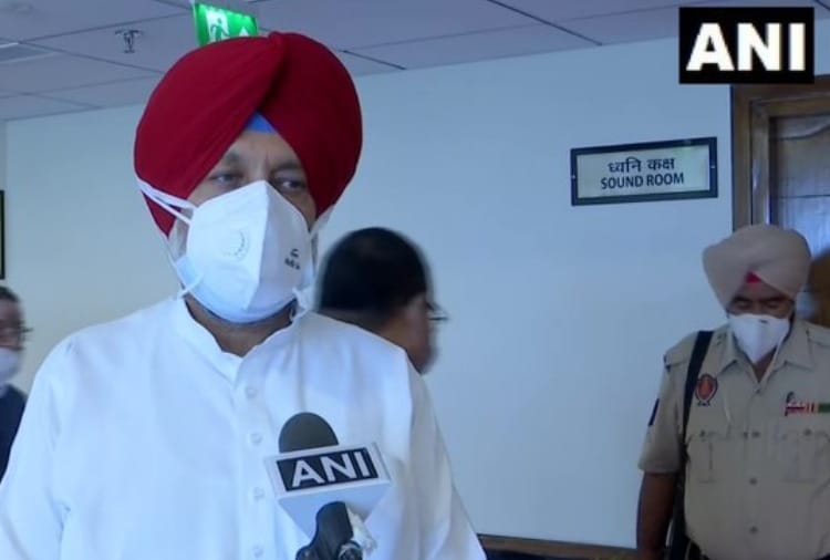 all doctors who are 58 years and plus below the age of 60 years are given a 3 months extension in Punjab