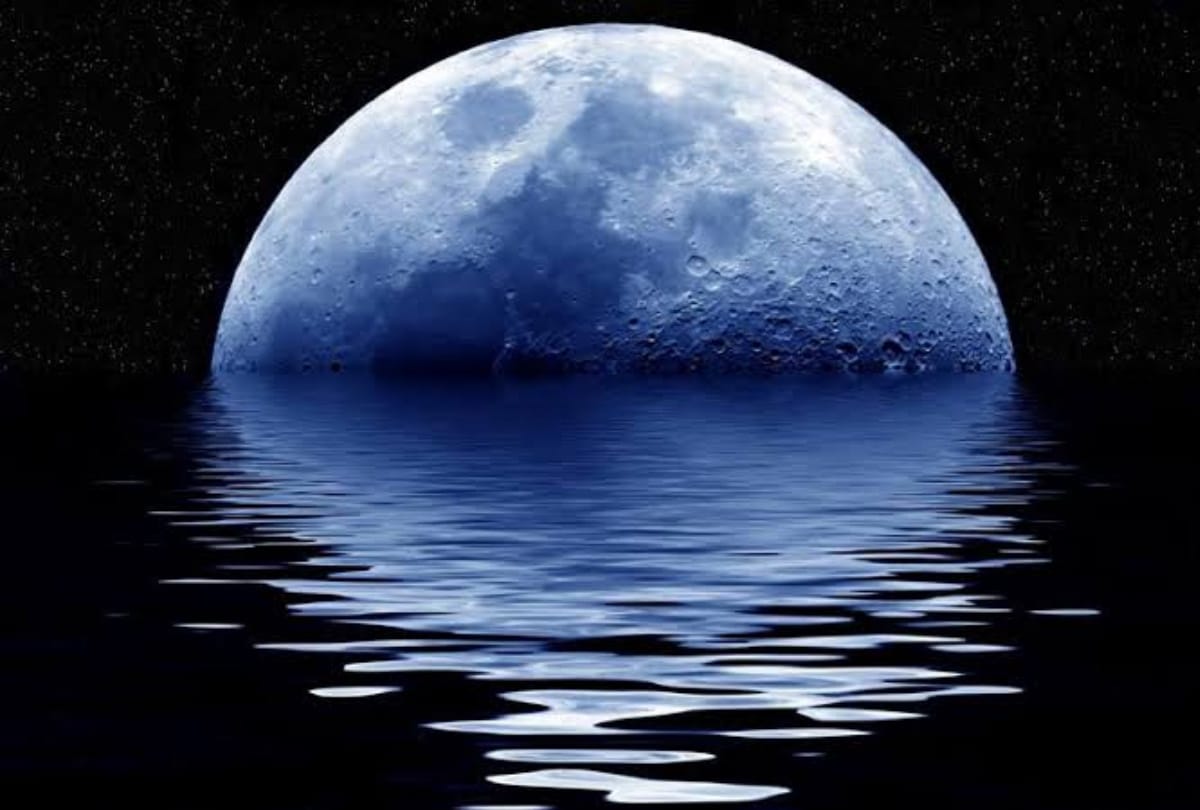 special story of Astronomical events sky will be seen in sky Blue moon like second world war