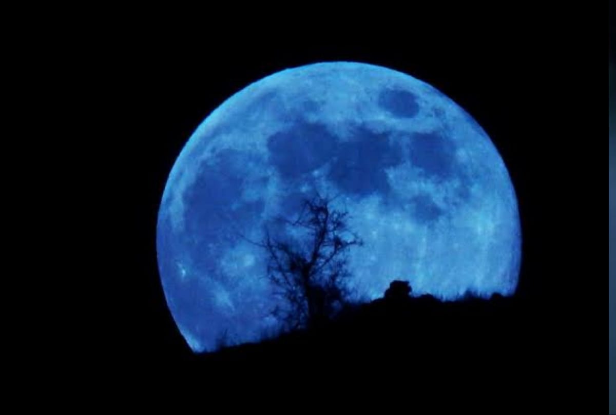 special story of Astronomical events sky will be seen in sky Blue moon like second world war