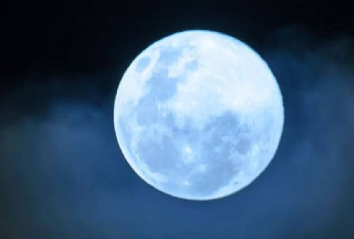 special story of Astronomical events sky will be seen in sky Blue moon like second world war