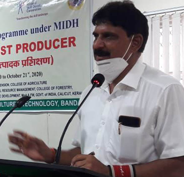 Bundeli farmers can earn good profits with earthworm manure