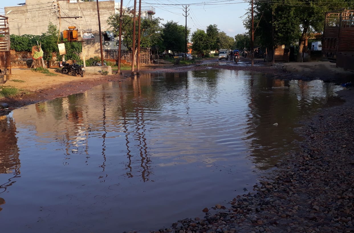 Hathras: 70 roads in the district will be pit-free, construction will be done with more than one crore rupees