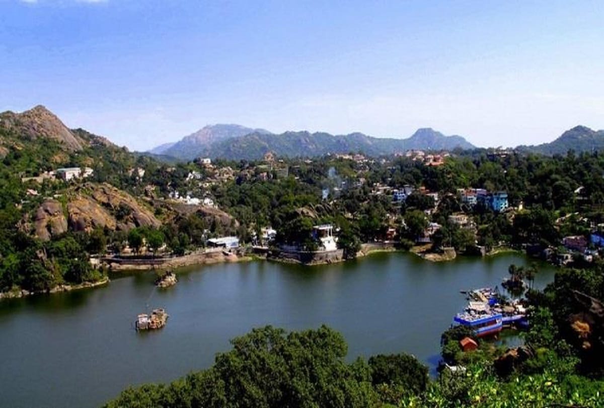 Beautiful places in India must visit Mount Abu in Rajasthan