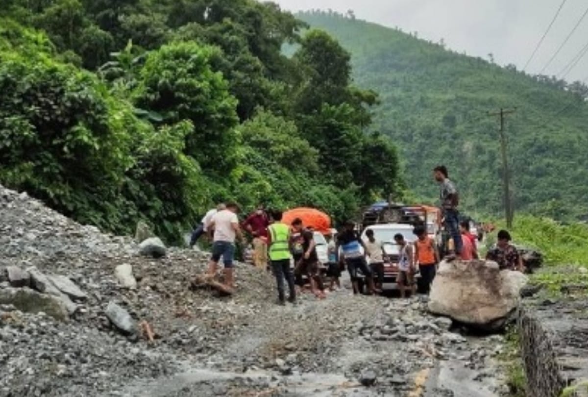 Landslide in Nepal closes Pokhara-Sonauli route