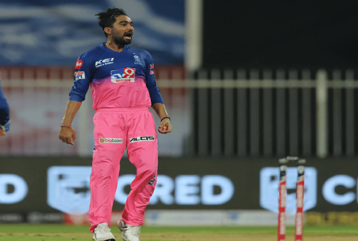 IPL 2020: SRH vs RR: Controversy Heated discussion between Khaleel Ahmed and Rahul Tewatia during last over of a match