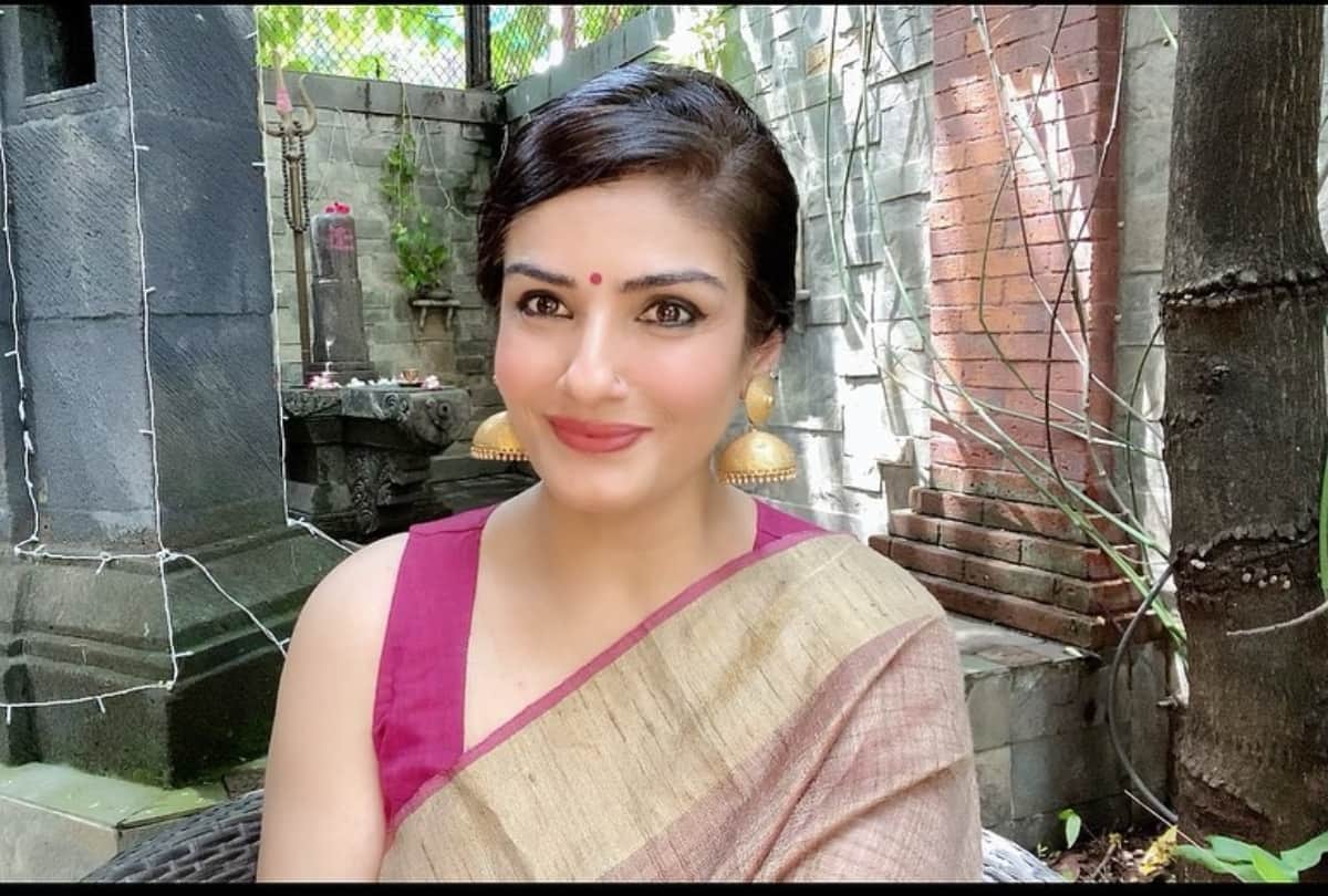 raveena tandon glamorous stylish hot sexy images wallpapers download in hd