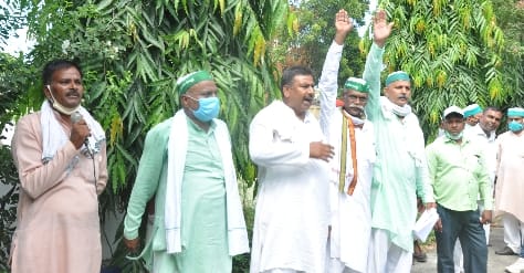 The administration panicked when BKIU filled the siege of the ADG office