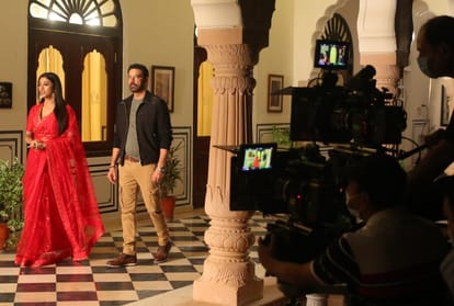 Avinash Das film Raat Baaki Hai with paoli dam and anup soni