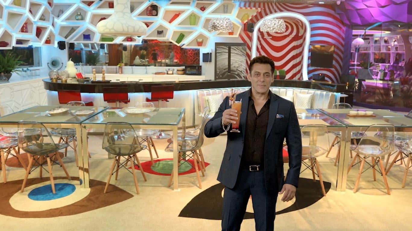 Sofia Hayat Said Sushant Singh Rajput supporters to boycott Salman khan Show Bigg Boss 14