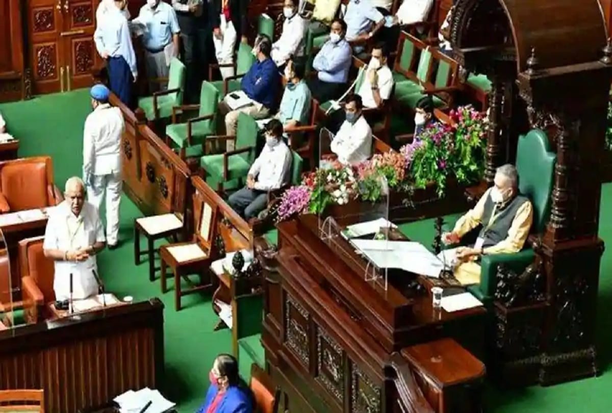 No confidence motion moved by Congress against Karnataka government accepted by Vishweshwar Hegde Kageri
