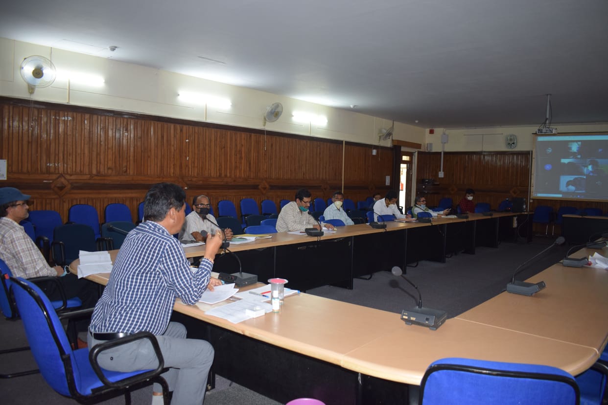 Officers come into action to recover from big defaulters