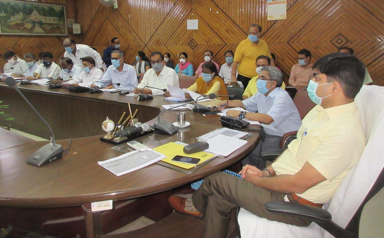 Problems of entrepreneurs should be resolved immediately: DM