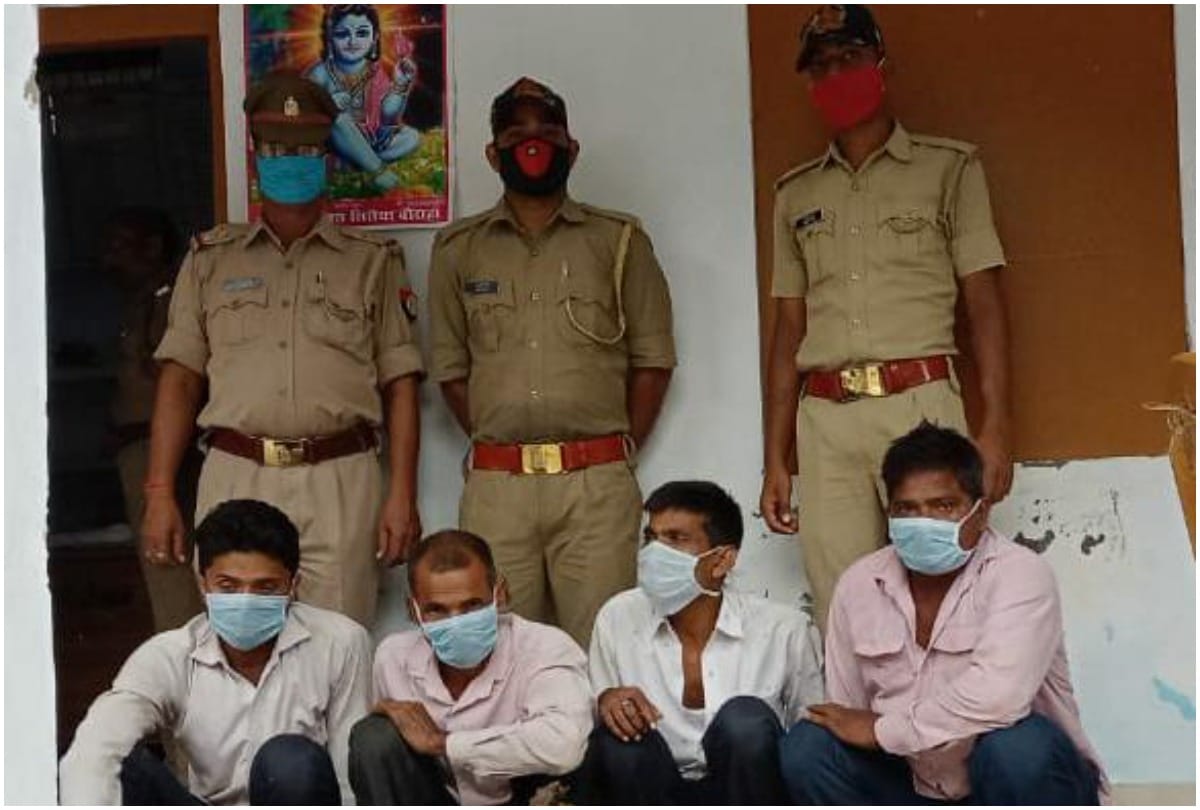 Lakhimpur Kheri: 66 kg of sandalwood recovered, four arrested