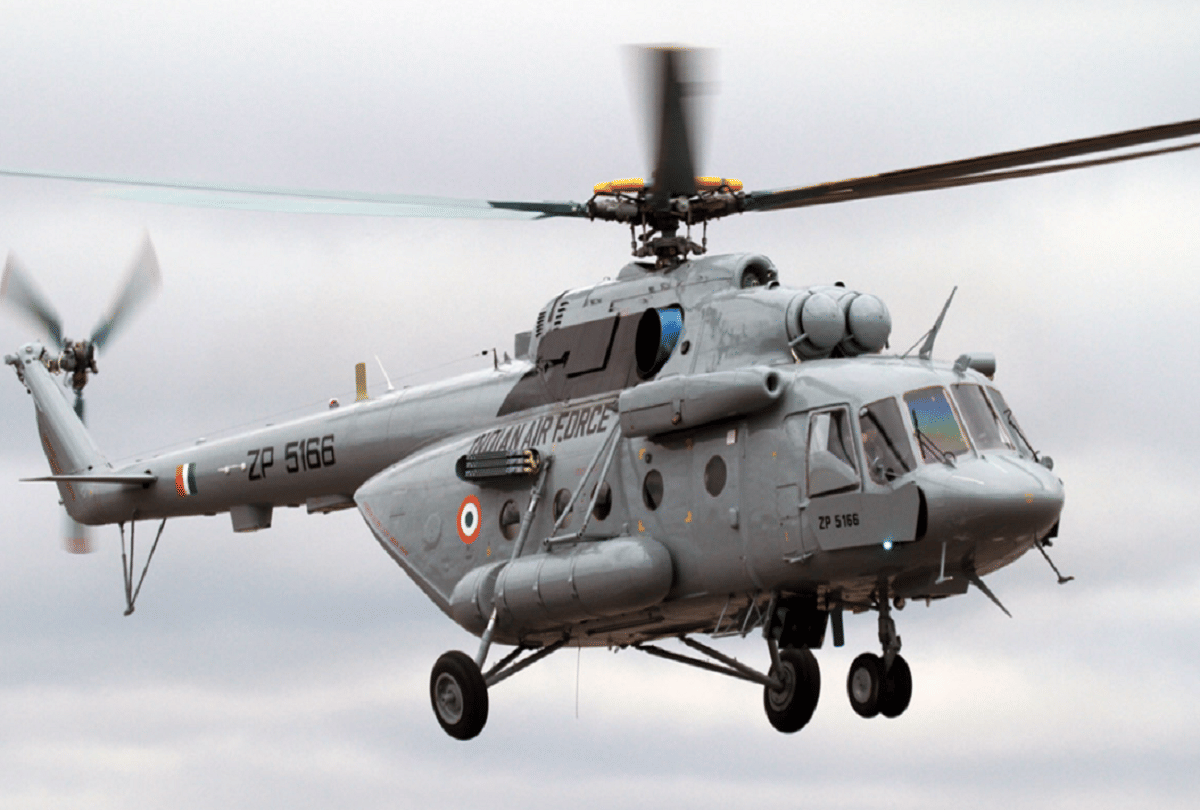 crpf personnel sent through mi 17 helicopter in kashmir