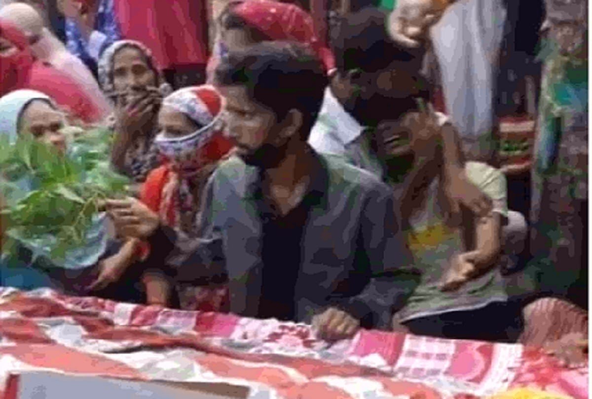 Ruckus over love affair in delhi 19 PCR calls in two hours see photos