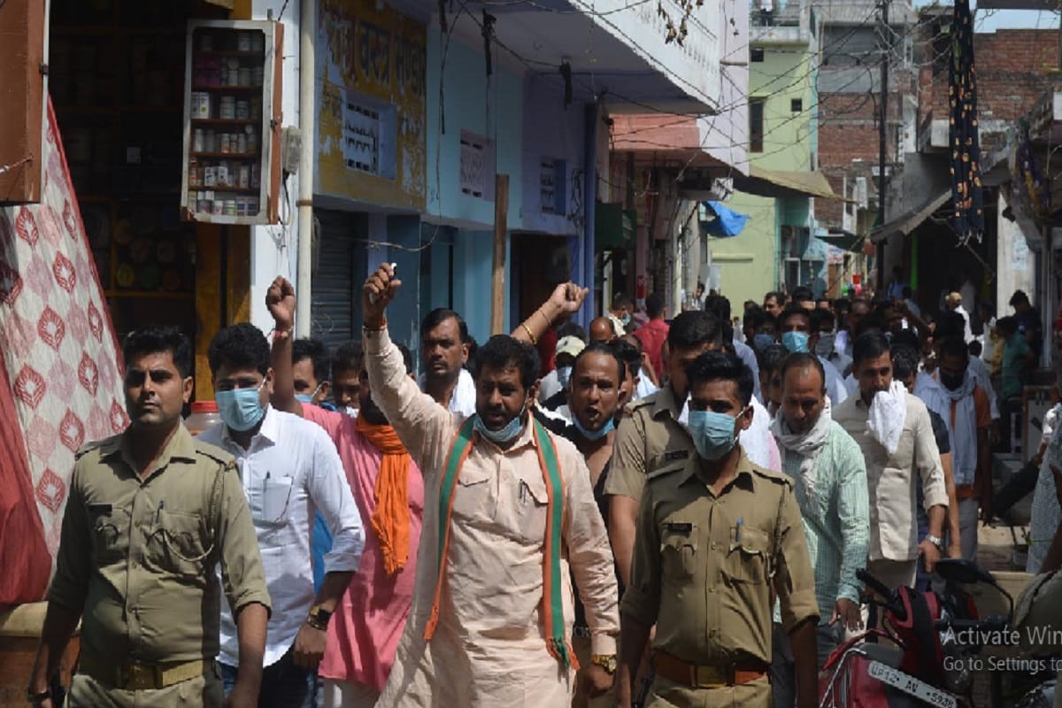 Muzaffarnagar Anuj Murder Case News: Police is not arrested to criminals in six days