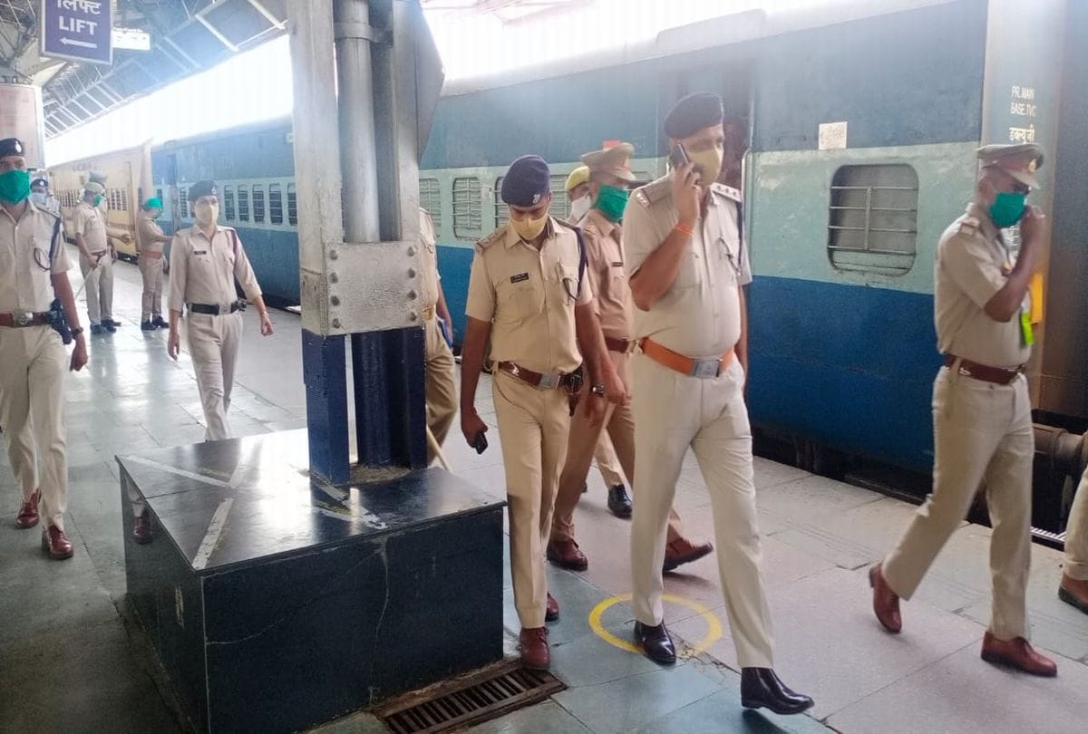 rail roko kisan agitation news: passengers canceled reservations due to kisan agitation
