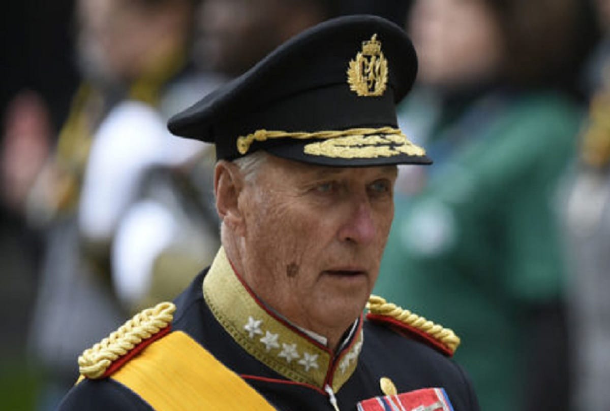 Norwegian king Harald V admitted to Oslo hospital