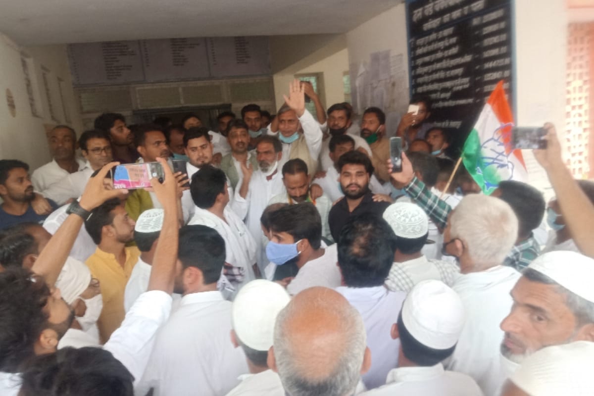 Deoband: Congress supporters raised demand for withdrawal of agricultural bills
