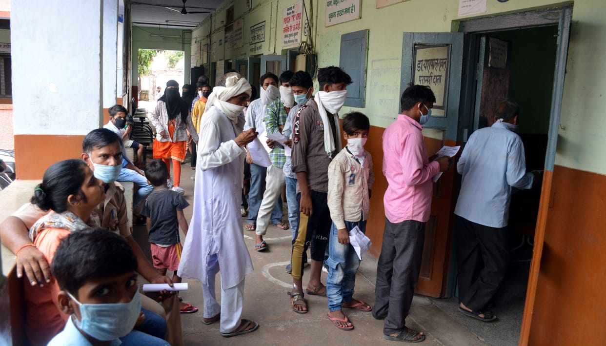 Aligarh: Patients arriving at district hospital for fearful treatment