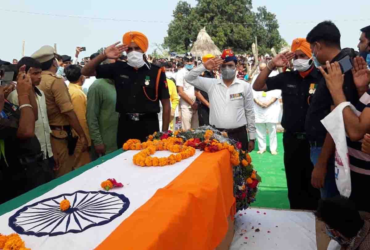 Shaheed Gopal Babu's last rites with state honor