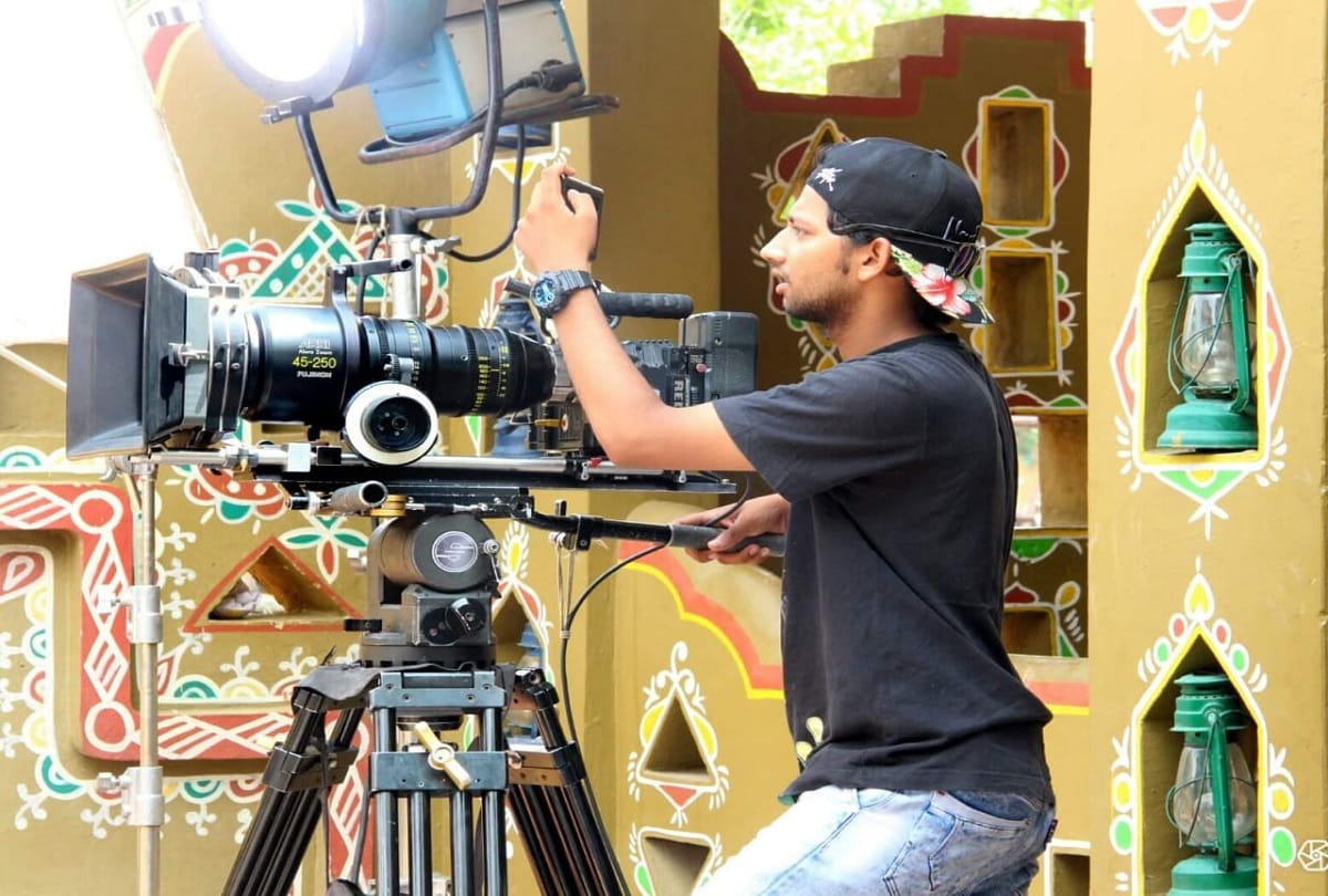 bollywood star Rahul Khan stares his experience story