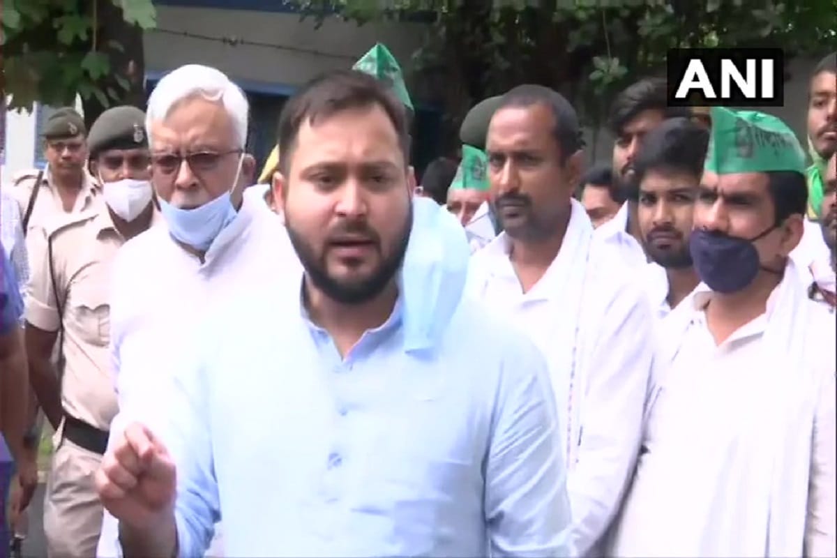 RJD leader tejashwi yadav and tej pratap yadav protest against agriculture bill in bihar