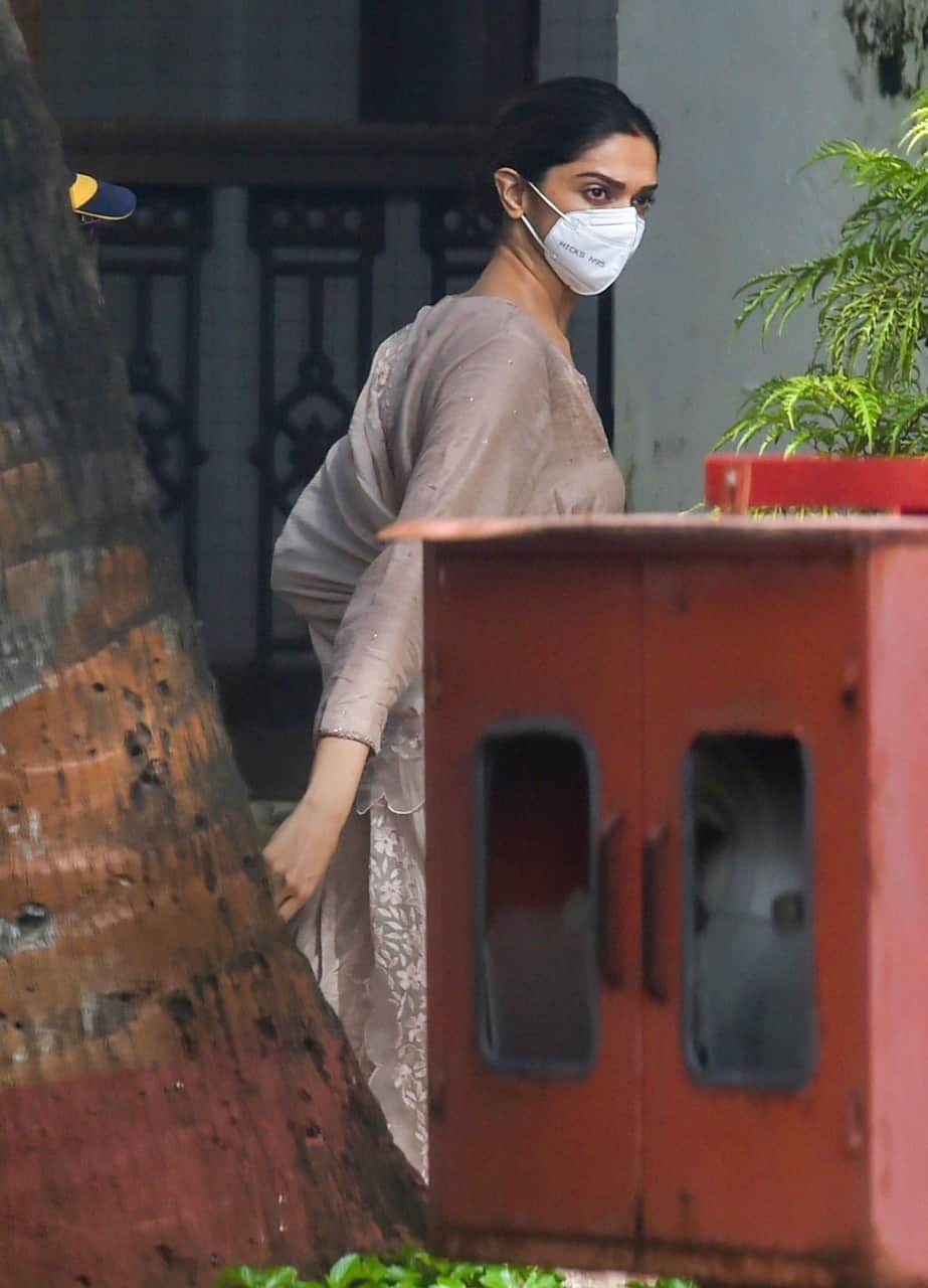 Sushant Singh Rajput death case Deepika Padukone has back to goa for shooting after Bombay high court granted bail to Rhea Chakraborty