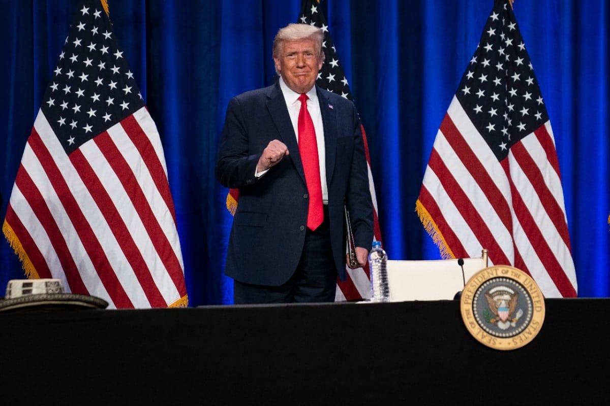 next 24 hours is very important for Donald trump says white house officer