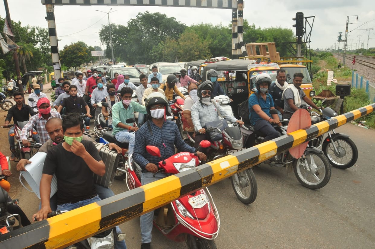 gwalior road crossing