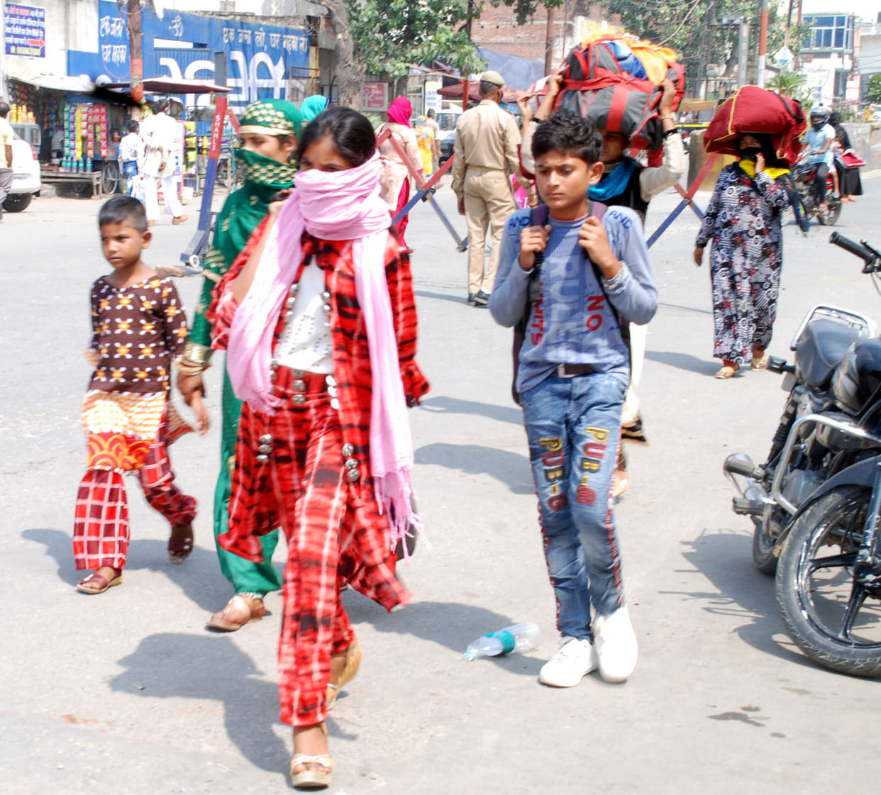 Buses stuck in flywheel jam, passengers forced to walk